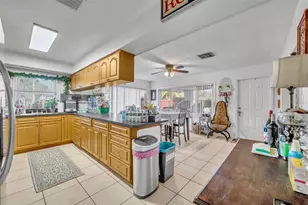 2413 S Osceola Ave, Orlando, FL 32806 - Photo 7