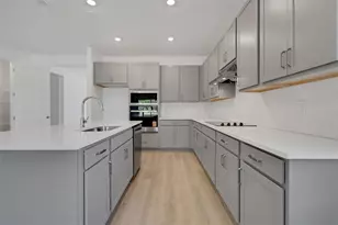 2033 Havasu Falls Dr, Deland, FL 32724 - Photo 5