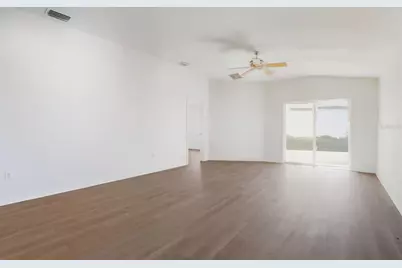 532 Scarlet Maple Court, Plant City, FL 33563 - Photo 17