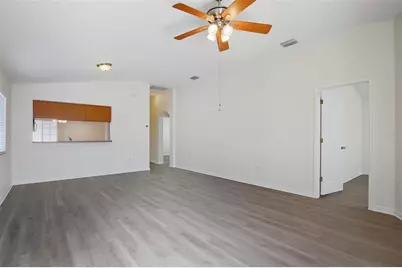 532 Scarlet Maple Court, Plant City, FL 33563 - Photo 13