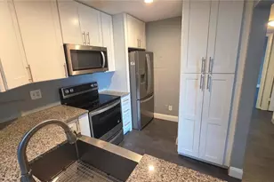 8215 Sun Spring Cir, Orlando, FL 32825 - Photo 13