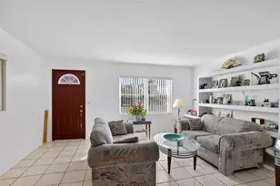 2561 Winners Cir, Kissimmee, FL 34744 - Photo 5