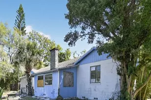 617 32nd St W, Bradenton, FL 34205 - Photo 3