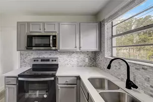 2600 S Crystal Lake Dr, Orlando, FL 32806 - Photo 13