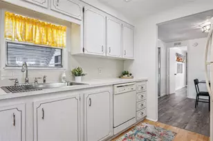 2156 Wax Myrtle Dr, Zellwood, FL 32798 - Photo 13