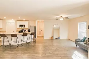 271 Begonia Ln, Poinciana, FL 34759 - Photo 3