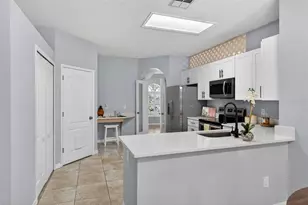 1850 Emerald Green Cir, Oviedo, FL 32765 - Photo 13