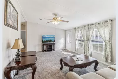 16180 NE 2nd Loop, Silver Springs, FL 34488 - Photo 5