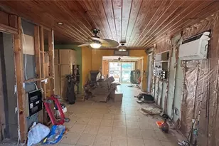 5290 Circle Dr, Weeki Wachee, FL 34607 - Photo 5