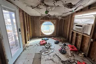 5290 Circle Dr, Weeki Wachee, FL 34607 - Photo 15