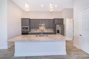 2400 Symphony Cir, Saint Cloud, FL 34771 - Photo 9