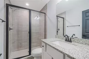 24300 NW Falcon Ave, Dunnellon, FL 34431 - Photo 21