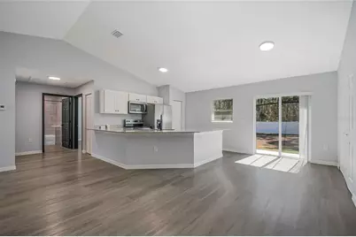 24300 NW Falcon Avenue, Dunnellon, FL 34431 - Photo 13