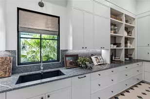 9323 Gladys Garden Ct, Windermere, FL 34786 - Photo 21