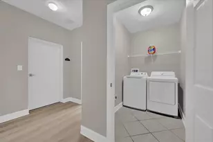 7532 Toscana Blvd, Orlando, FL 32819 - Photo 19