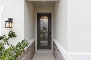 654 Heritage Sq Dr, Haines City, FL 33844 - Photo 3