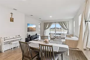 654 Heritage Sq Dr, Haines City, FL 33844 - Photo 9