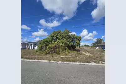 2804 E 11th Street, Lehigh Acres, FL 33972 - Photo 3