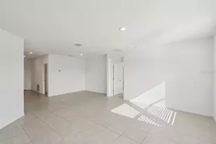 33813 Sky Blossom Cir, Leesburg, FL 34788 - Photo 9