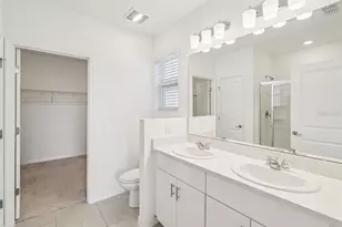 33813 Sky Blossom Cir, Leesburg, FL 34788 - Photo 13
