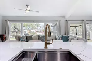 2705 Gulfstream Rd, Orlando, FL 32805 - Photo 9