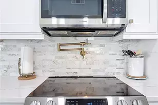 2705 Gulfstream Rd, Orlando, FL 32805 - Photo 5