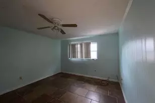 313 Degas Dr, Nokomis, FL 34275 - Photo 13