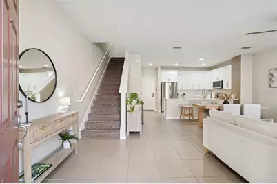 211 Silverglen Lane, Altamonte Springs, FL 32714 - Photo 3