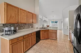 2415 Black Powder Ln, Kissimmee, FL 34743 - Photo 9