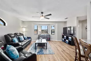 21821 King John St, Leesburg, FL 34748 - Photo 9