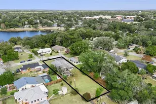 822 Poinsettia Dr, Eustis, FL 32726 - Photo 25