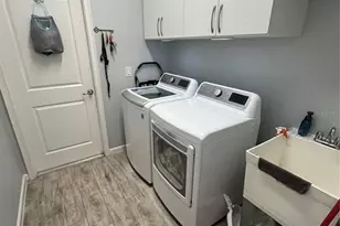 887 Lady Bird Ln, Orange City, FL 32763 - Photo 15