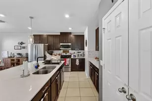 2817 Alpine Meadow Ln, Kissimmee, FL 34744 - Photo 17