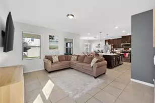 2817 Alpine Meadow Ln, Kissimmee, FL 34744 - Photo 11