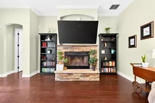 27324 Grand Oak Ln, Tavares, FL 32778 - Photo 9