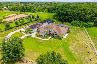 27324 Grand Oak Ln, Tavares, FL 32778 - Photo 1