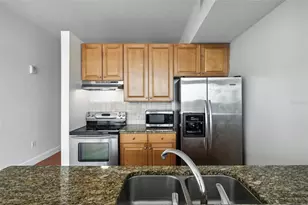 101 S Eola Dr, Orlando, FL 32801 - Photo 19