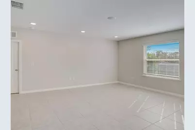 15180 Fleetwood Road, Weeki Wachee, FL 34614 - Photo 13