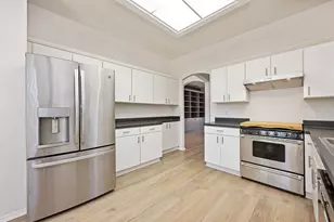 3236 Fairfield Dr, Kissimmee, FL 34743 - Photo 9