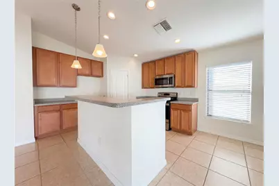 11212 Carrick Stone Street, Wimauma, FL 33598 - Photo 5