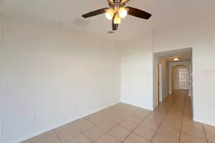 11212 Carrick Stone St, Wimauma, FL 33598 - Photo 3