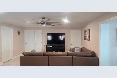 538 Crystal Drive, Madeira Beach, FL 33708 - Photo 9