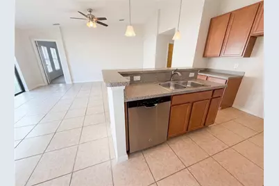 11212 Carrick Stone Street, Wimauma, FL 33598 - Photo 15