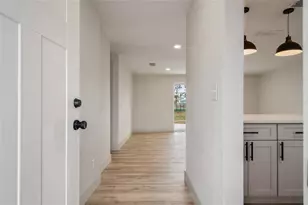 156 Bosarvey Dr, Ormond Beach, FL 32176 - Photo 3