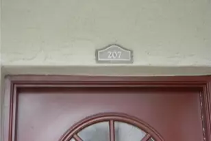 5701 Brentgrass Dr, Sarasota, FL 34235 - Photo 5