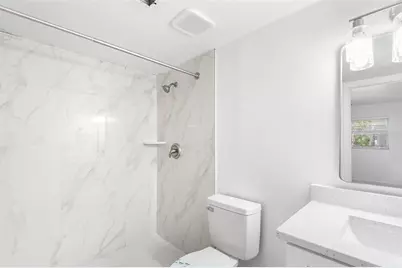 555 62nd Street S #110, Saint Petersburg, FL 33707 - Photo 9