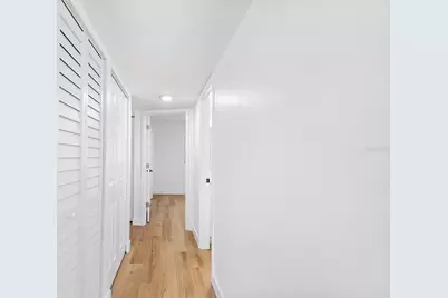 555 62nd Street S #110, Saint Petersburg, FL 33707 - Photo 5