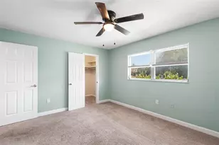 555 62nd St S, Saint Petersburg, FL 33707 - Photo 7