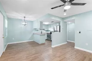 555 62nd St S, Saint Petersburg, FL 33707 - Photo 3