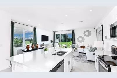 7633 Waterscape Drive, Groveland, FL 34736 - Photo 9